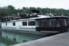 houseboat.jpg